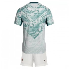 Tenue Enfant Portugal Exterieur Coupe du Monde 2026 (+ Short)