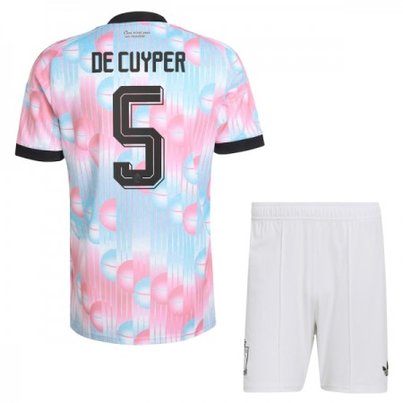 Tenue Enfant Belgique De Cuyper 5 Exterieur Coupe du Monde 2026 (+ Short) Tenue Enfant Belgique De Cuyper 5 Exterieur Coupe du Monde 2026 (+ Short)