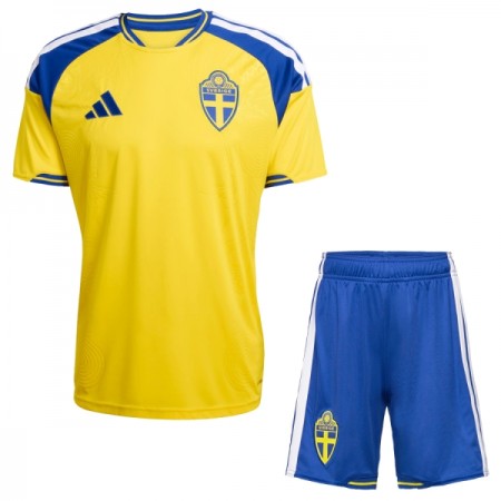 Tenue Enfant Suède Domicile Coupe du Monde 2026 (+ Short) Tenue Enfant Suède Domicile Coupe du Monde 2026 (+ Short)