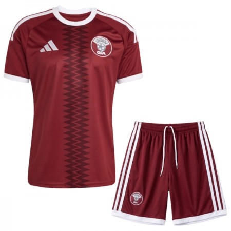 Tenue Enfant Qatar Domicile Coupe du Monde 2026 (+ Short)