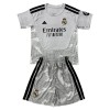 Tenue Enfant Real Madrid Gardien Grise 2026-27 (+ Short) Tenue Enfant Real Madrid Gardien Grise 2026-27 (+ Short)