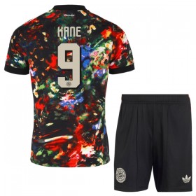 Tenue Enfant FC Bayern Munich Kane 9 Oktoberfest 2026-27 (+ Short)